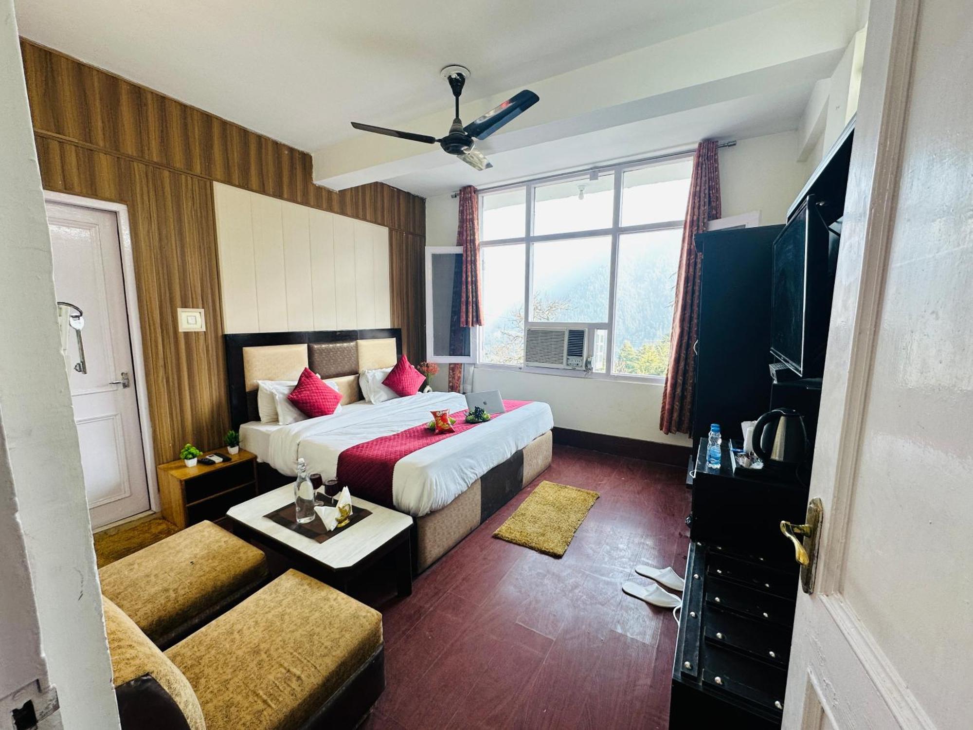 Hotel Mini Switzerland In Dalhousie Exterior photo