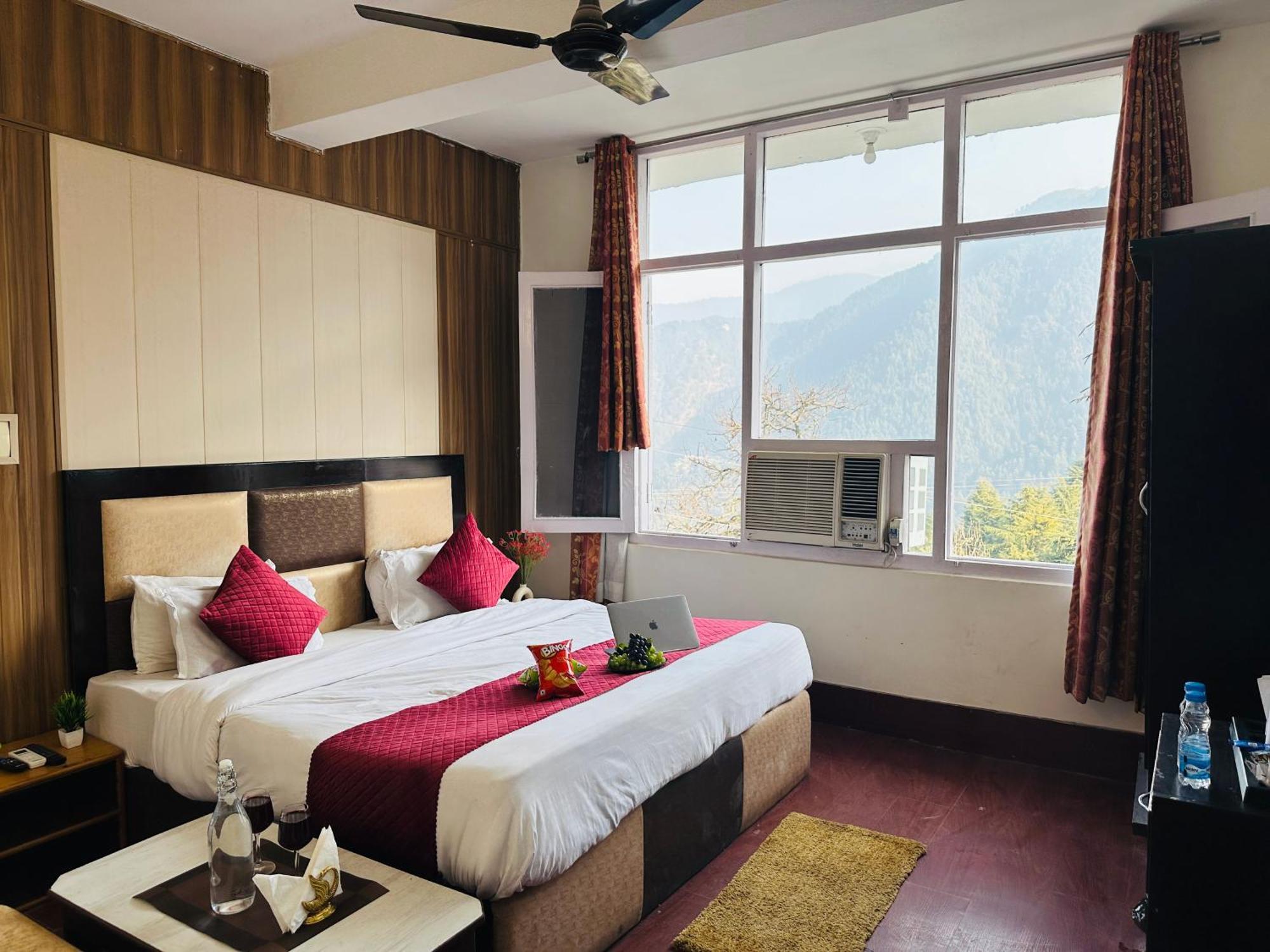 Hotel Mini Switzerland In Dalhousie Exterior photo