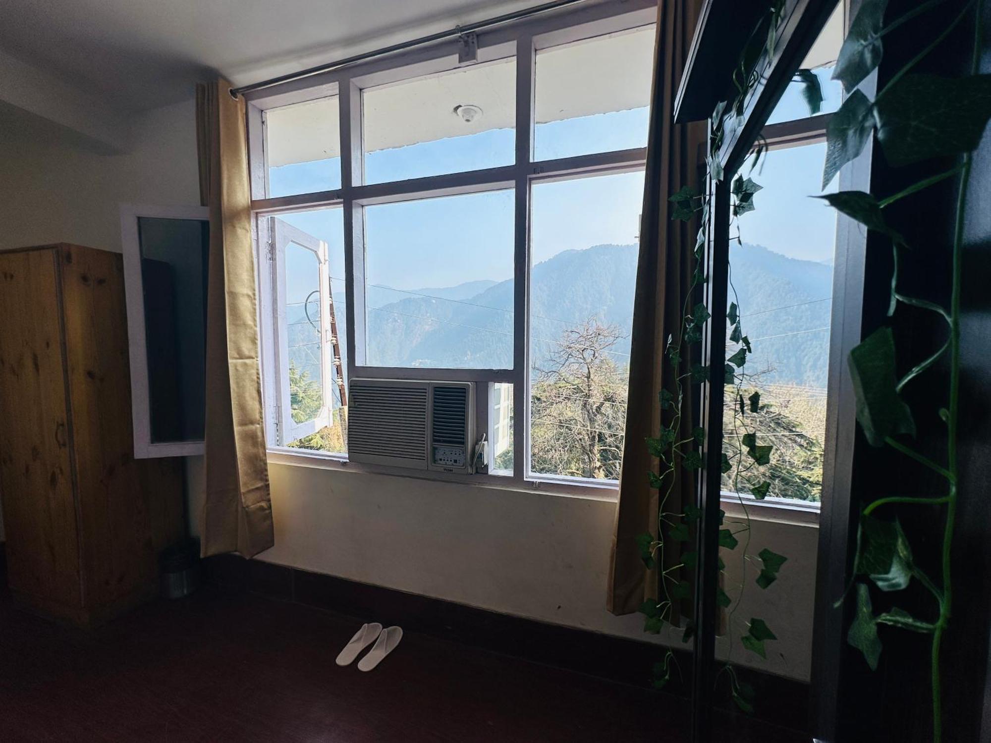 Hotel Mini Switzerland In Dalhousie Exterior photo