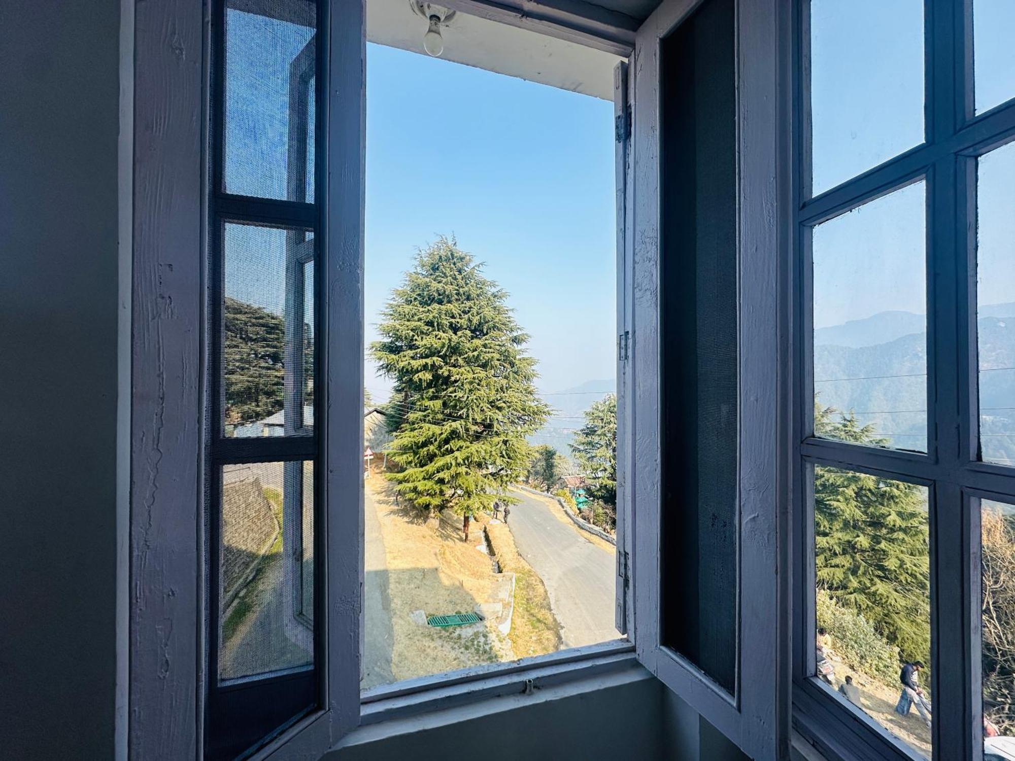 Hotel Mini Switzerland In Dalhousie Exterior photo